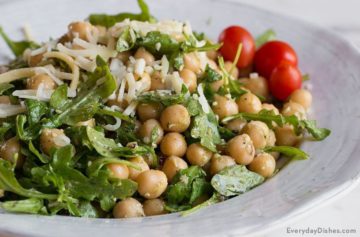 Chickpea Pesto Salad with Arugula