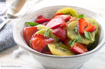 Kiwi Strawberry Basil Salad Video