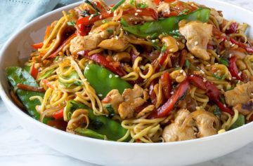 Easy Chicken Stir-Fry with Noodles