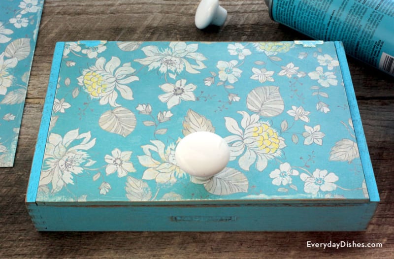 How to make a DIY jewelry box Everyday Dishes & DIY