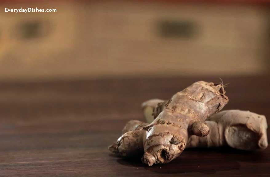 How to Peel and Grate Ginger Quickly and Effortlessly Video