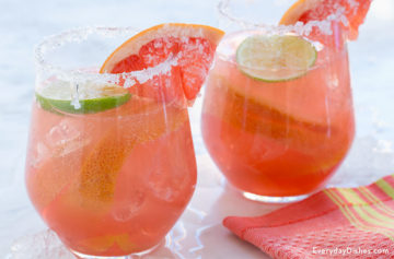 Refreshing Paloma Cocktail