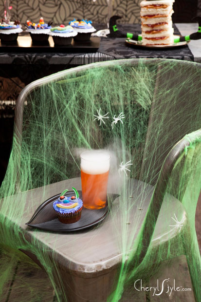 Simple Halloween chair decoration - Everyday Dishes