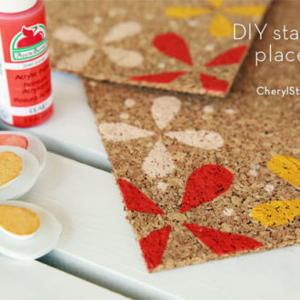 DIY stamped cork placemats for your summertime table.