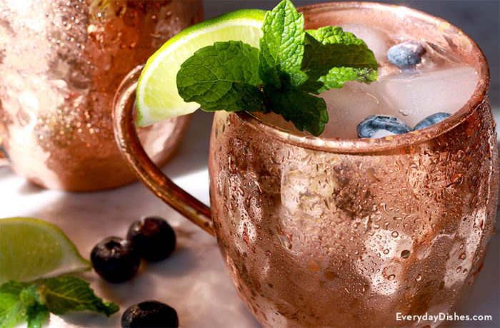 Blueberry Moscow mule recipe video