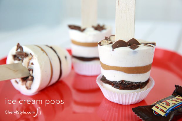 Easy layered ice cream pops