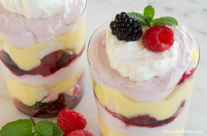 Easy Angel Food Cake Parfaits Recipe