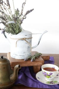 lavender centerpiece | 6 inspiring ways to use lavender | Everyday Dishes & DIY.com