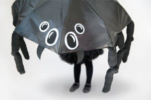 DIY umbrella spider halloween costume | 7 easy halloween DIYs for you & your kiddos to create | Everyday Dishes & DIY.com