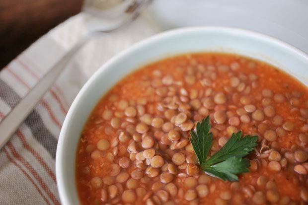 healthy red lentil & vegetable soup | Everyday Dishes & DIY.com