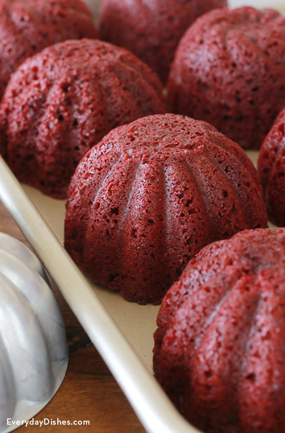 Red velvet mini cakes recipe