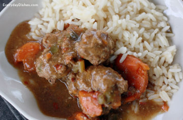 Spicy meatball soup recipe