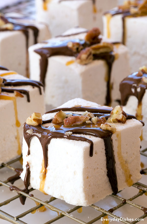 Homemade chocolate-dipped marshmallows recipe