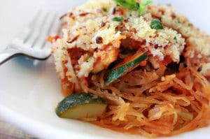 This #vegetarian #SpaghettiSquash #casserole looks like #pasta but is actually a veggie. Satisfy your pasta cravings without the guilt. recipe on www.Everyday Dishes & DIY.com