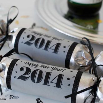 DIY printable New Year's party poppers