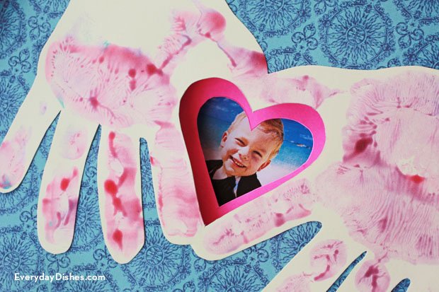 A handprint heart card is the perfect personalized Valentine’s Day gift