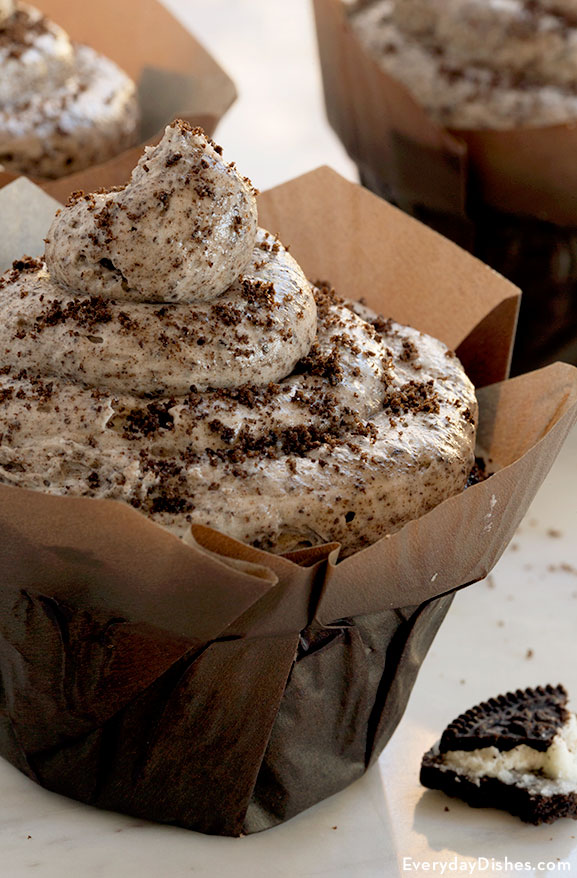 Cookies 'n' cream cupcakes recipe