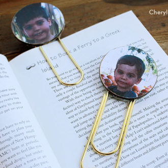 A DIY photo bookmark clip is one of the most inexpensive projects ever!