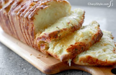 A snack that won’t last–try our pull-apart garlic cheesy bread recipe!
