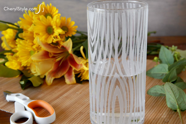 Learn How To Make A Faux Bois Frosted Vase Everyday Dishes