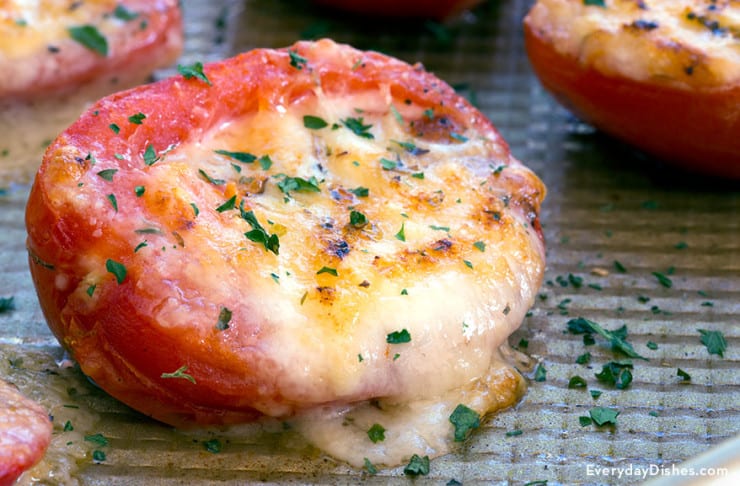 Grilled Tomatoes with Cheese