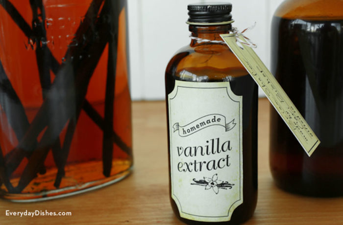 Homemade vanilla extract recipe