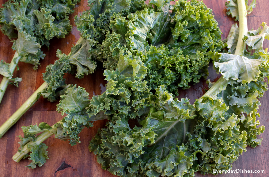 Devein Kale: Watch this Video Tutorial and Learn