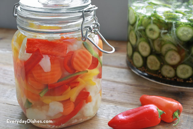 Fast and simple tangy pickled vegetables make perfect giardiniera!