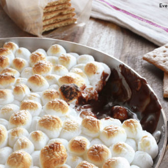 A fresh batch of delicious and easy skillet s'mores.