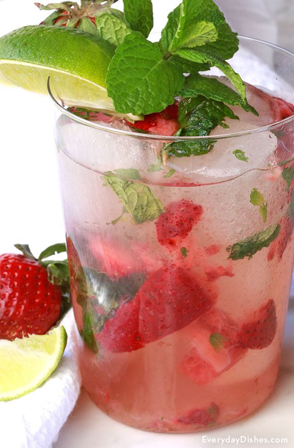 Summertime strawberry mojitos recipe video
