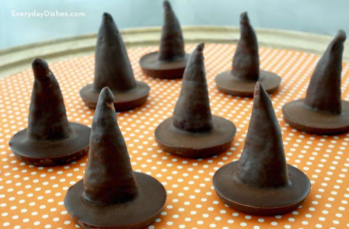 Fun and easy Halloween witch hat treats.