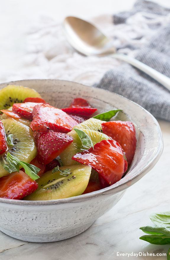 Kiwi Strawberry Basil Salad Recipe Video