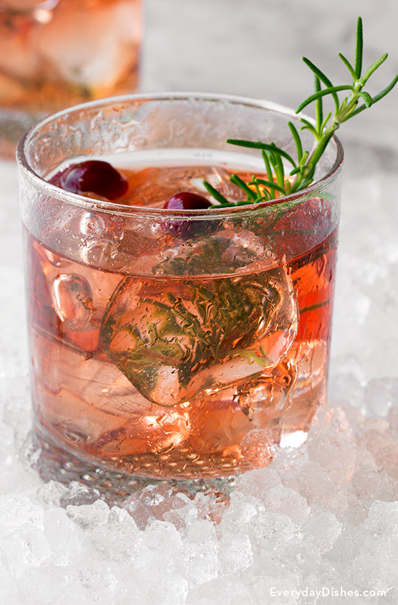 Cranberry whiskey cocktail recipe