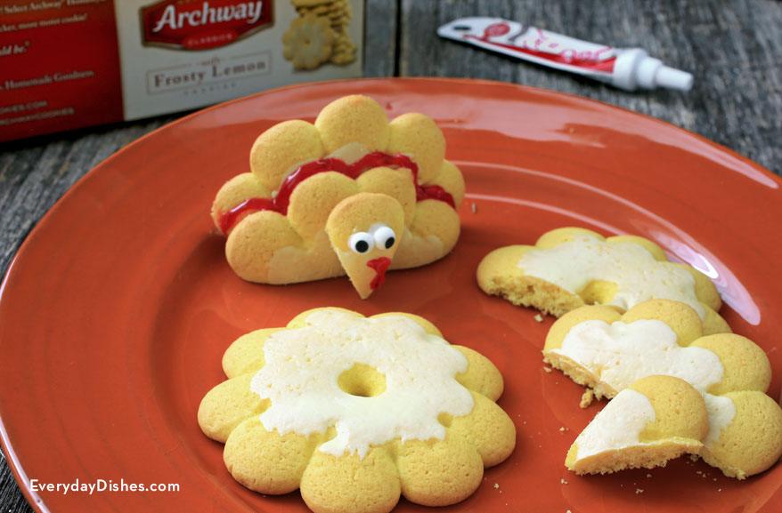 The easiest Thanksgiving turkey cookies ever!