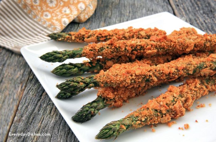 Baked asparagus fries with cracker coating