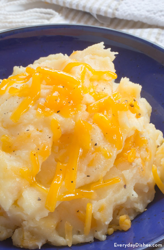 Cheesy mashed potatoes recipe