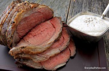 Ribeye roast with horseradish cream sauce