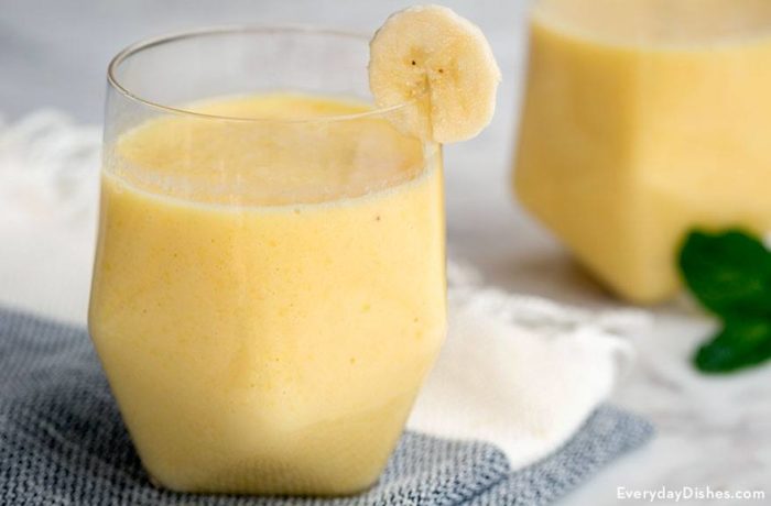 A hearty tropical mango smoothie perfect for breakfast or a snack.