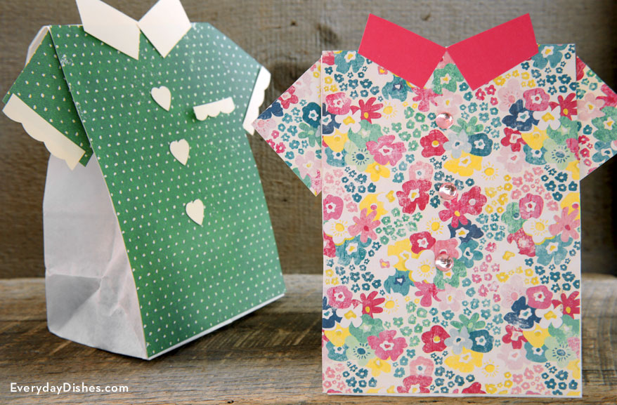 DIY Paper Bag (for give away)  Diy paper bag, Diy gift bags paper, Gift  bags diy