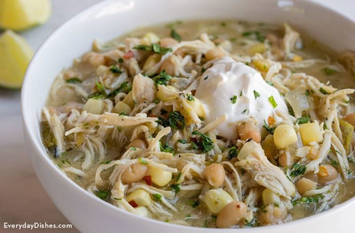 A bowl of a healthy and tasty white chicken chili