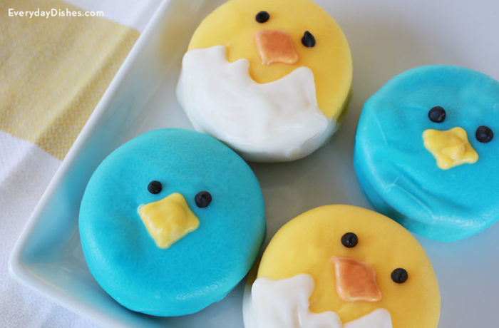 Chocolate Easter chicks, made with sandwich cookies.