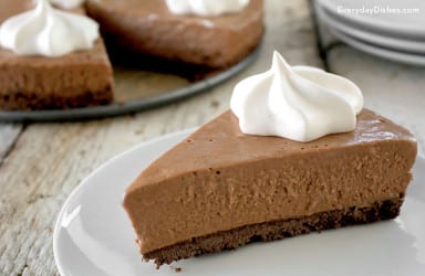 Frozen Chocolate Hazelnut Pudding Pie