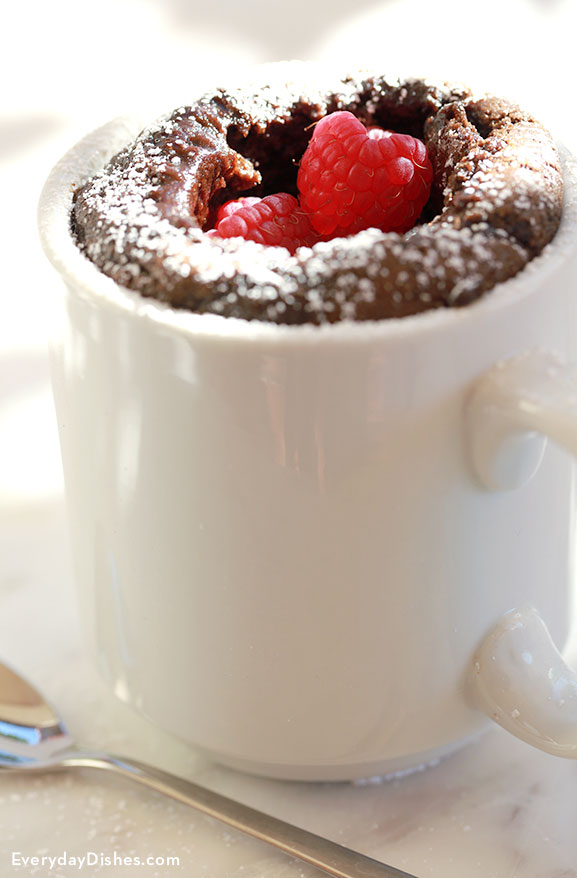 Gooey chocolate mug cake recipe video