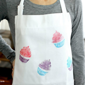 An apron with some cute DIY cupcake stamps.