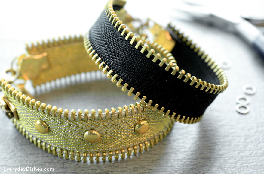 DIY zipper bracelet craft
