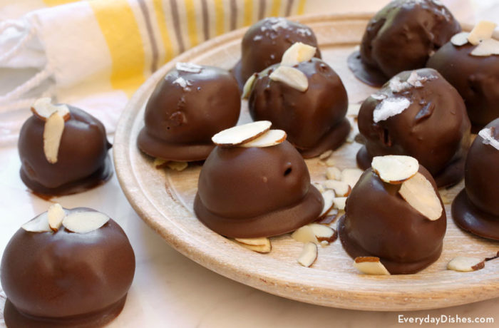 Gluten-free chocolate almond fudge bites recipe video