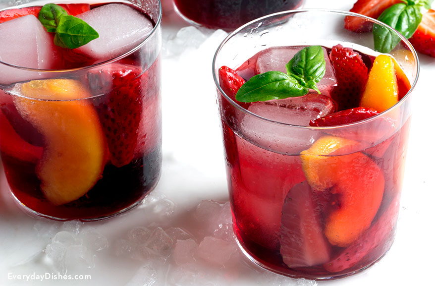 Summer Sangria Recipe (With Video)