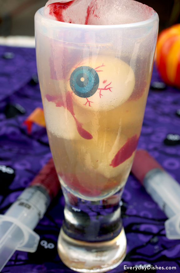 Spooktacular amaretto Halloween cocktail recipe