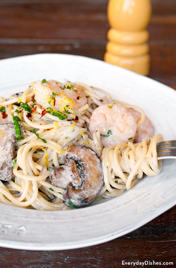 Creamy shrimp and mushroom pasta recipe