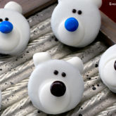 A batch of adorable polar bear cookies for Christmas.